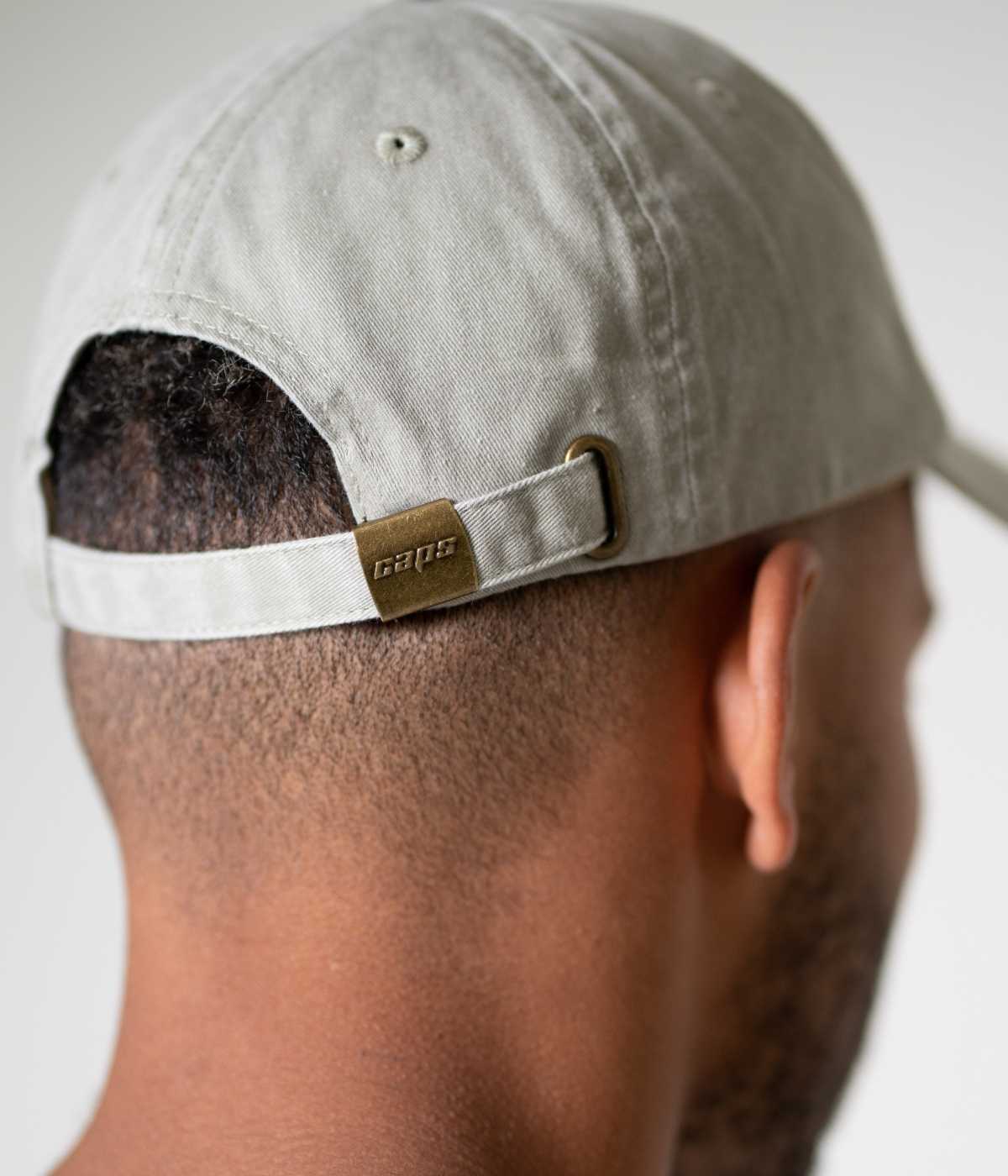 WASHED DRAWN HEART - RED.